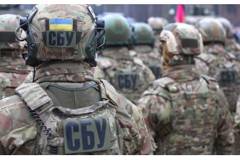 На Волині затримали контрабандиста зброї (фото)