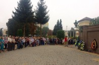 Головні новини Волині 26 серпня: у Луцьку попрощалися з загиблим героєм; у Ковелі чоловік влаштував стрілянину; На Волині затримали автомобіль з…