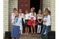 Сільська бібліотека на Волині отримала нові книги до дня заснування