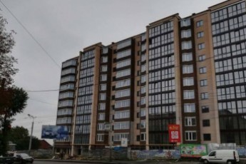 Головні новини Волині 31 серпня: мешканці новобудови у Луцьку скаржаться на відсутність внутрішніх комунікацій; у Луцьку спіймали шахрая, який ошукав…