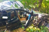 Летів 200 км/год: Range Rover рознесло на дрібні шматочки, без смертей не обійшлося