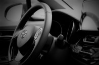 Toyota відкликає понад мільйон авто: можуть загорітись