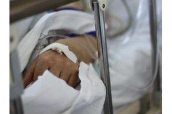 Родичі померлого пацієнта побили чотирьох медиків в Одесі