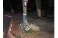 Автомобіль на Волині зніс стовп