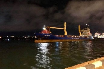 В Україну прибув перший локомотив General Electic