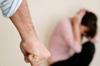 Поліції дозволили терміново втручатись у домашнє насильство: що це означає
