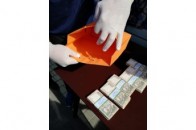 Головні новини Волині 12 вересня: директора Волинського облавтодору затримали на одержанні хабара у 300 тисяч гривень; у волинського нардепа вкрали…