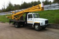 На Волині п'яний неадекват викрав вантажівку-автовишку