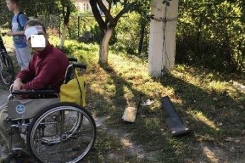 На Волині водій іномарки збив чоловіка на інвалідному візку