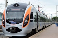 Укрзалізниця відмовилася від потягу 