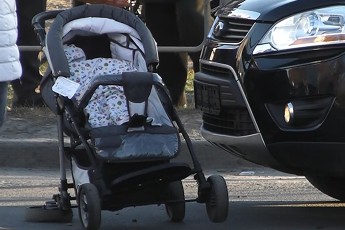 Водій збив візок з дитиною на переході і втік у Львові