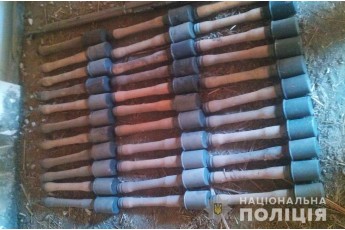 Гранати, гвинтівки та боєприпаси: на Волині вилучили тисячі одиниць незаконної зброї (фото)