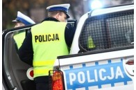 Українець з сокирою напав на трьох людей під Варшавою
