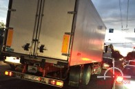 У Луцьку вантажівка врізалась у легковик