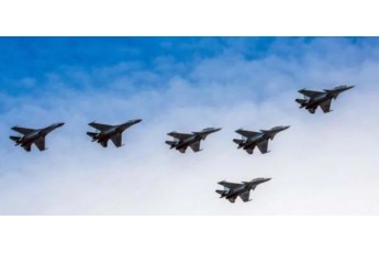 До України на навчання прибули легендарні американські військові літаки F-15
