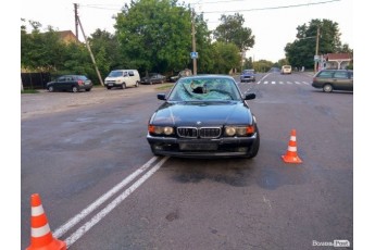 Водію BMW, який збив велосипедиста у Луцьку, залишили водійське посвідчення