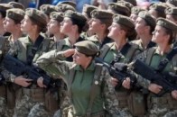 Вступив в силу закон про рівноправність жінок і чоловіків в армії