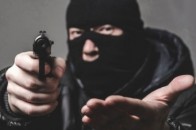 Головні новини Волині 2 листопада: у селі під Луцьком грабіжники напали на ще одну сім'ю; у Луцьку чоловік встромив ніж у серце своєму племіннику