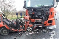 Легковик врізався у вантажівку на Прикарпатті, є загиблі