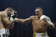 Букмекери визначилися з фаворитом бою Усика і Беллью