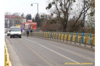 У Луцьку люди стрибали з мосту, щоб врятувати чоловіка