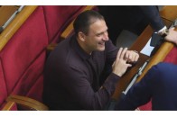 Добкін-молодший вкотре здивував дивною поведінкою у Раді (відео)
