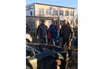 Під час отримання хабара затримали начальника волинського районного відділу поліції (фото)