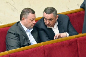 Суд наклав арешт на банківські рахунки фірми братів Дубневичів