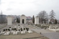 Суд покарав поляків, які хуліганили на Личаківському кладовищі