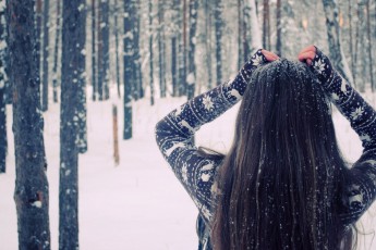 Як доглядати за волоссям взимку, щоб зберегти красу і блиск: дієві поради