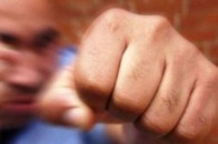 У селі під Луцьком побили і пограбували молодого чоловіка