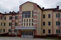У луцькій школі встановили електричний підйомник для особливих діток (відео)
