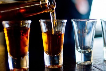 В Україні хочуть змінити правила торгівлі алкоголем