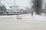 У Луцьку автомобіль провалився у яму