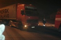 На Волині у кювети злетіли 14 вантажівок