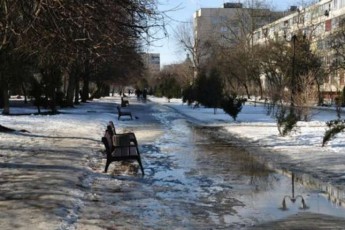 Вулиці міст попливуть: до України йде потепління