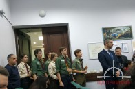 У Луцьку міськраду принесли Вифлеємський вогонь миру
