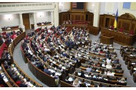 Нардепи шокують працьовитістю: у ВР встановлюють рекорди пропусків голосувань