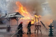 Люди палали заживо: різдвяна трагедія на ярмарку у Львові потрапила на відео