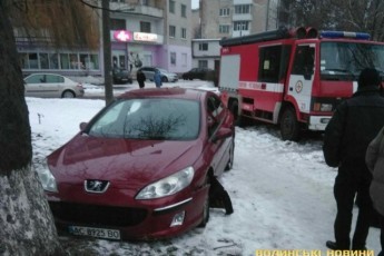 З'явились деталі аварії у Луцьку, в якій у водійки стався епіприступ (відео)