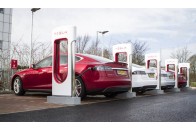 В Україні з’являться зарядні станції Tesla