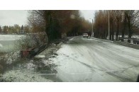 Біля Луцька молоковоз злетів у водойму
