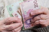 Президента закликали звільнити пенсіонерів від сплати за комунальні послуги