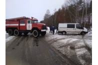 На Волині мікроавтобус злетів у кювет (фото)