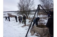 Тіло мертвого чоловіка дістали з колодязя на Водохреща (фото)