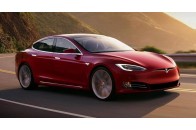 Шахраї продавали українцям акції Tesla