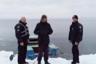Підліток дрейфував на крижині за 2 км від берега на Херсонщині