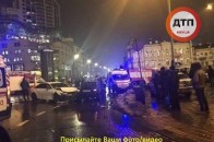 5 авто зіткнулись у центрі Києва, є загиблі