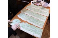 На Волині контрабандист намагався підкупити спецслужбовця (фото)