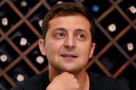 Переслідування кандидата у президенти: за Володимиром Зеленським стежать невідомі (відео)